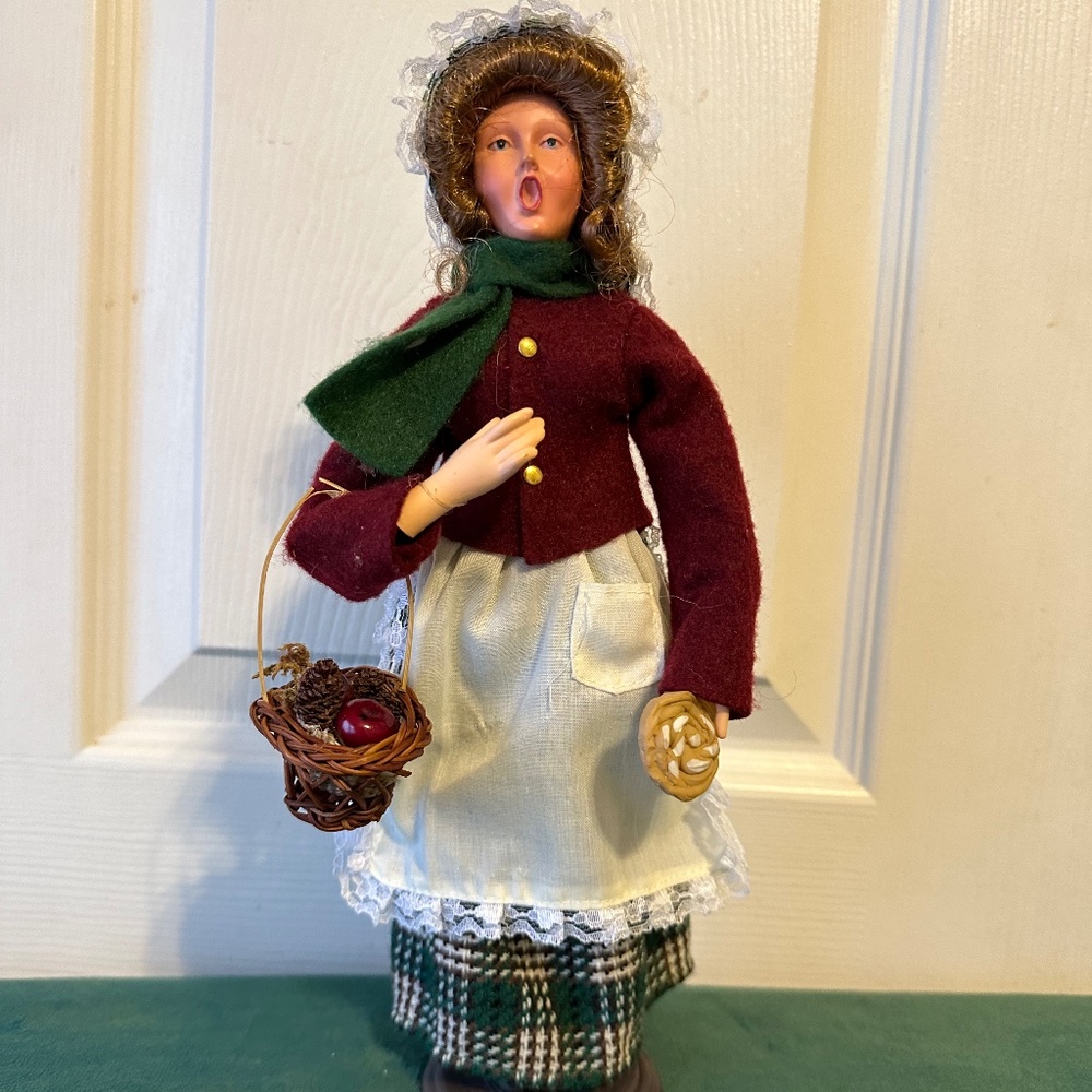 Vintage Christmas Caroler, Lady with basket